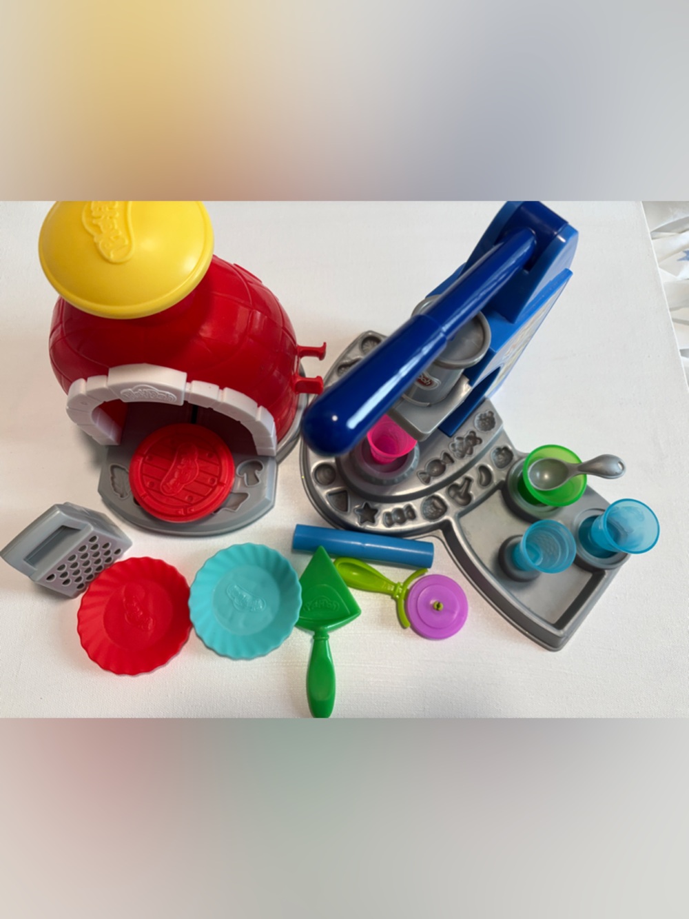 Playdoh Kids Play Pizza & Ice cream Maker Set - Red, Yellow, Blue, Green, Teal,